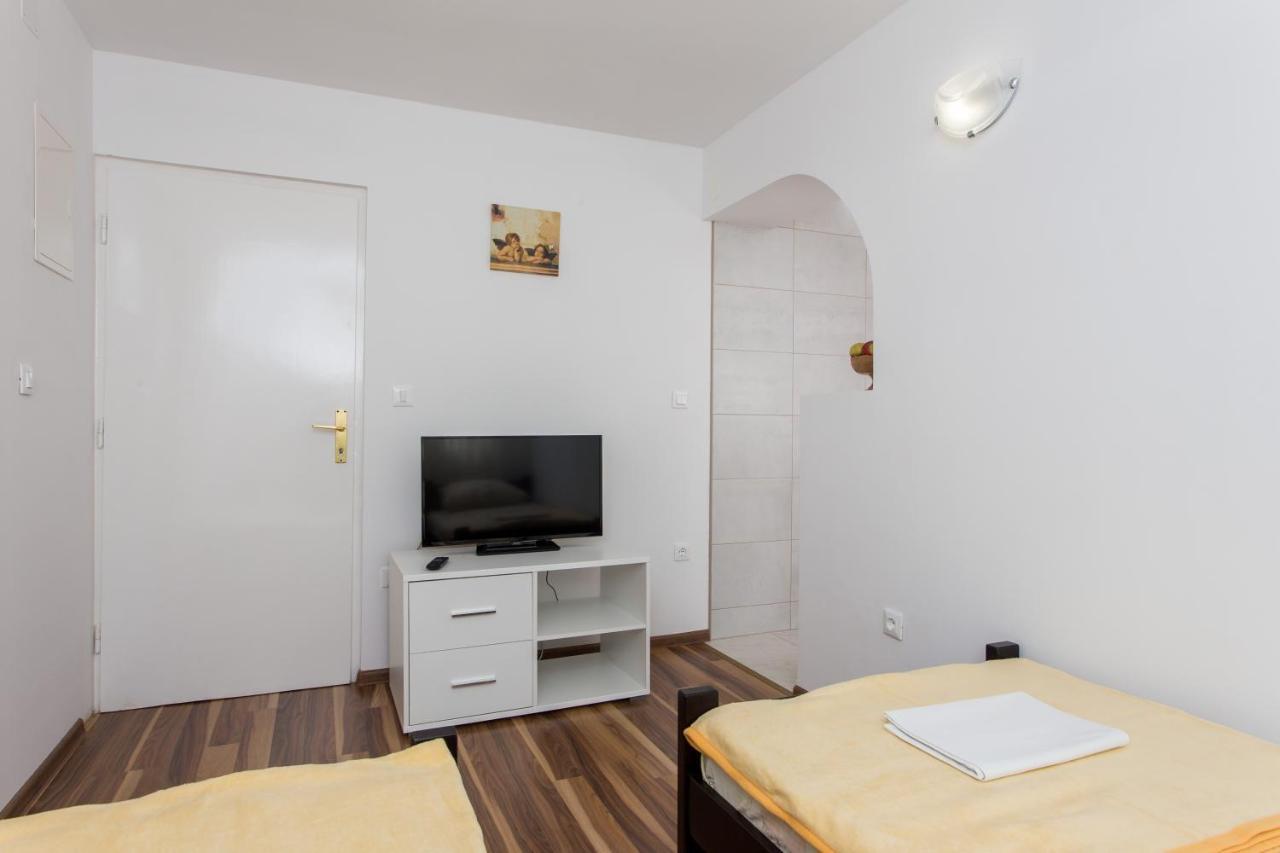 Apartments Djurkovic Mlini Eksteriør bilde
